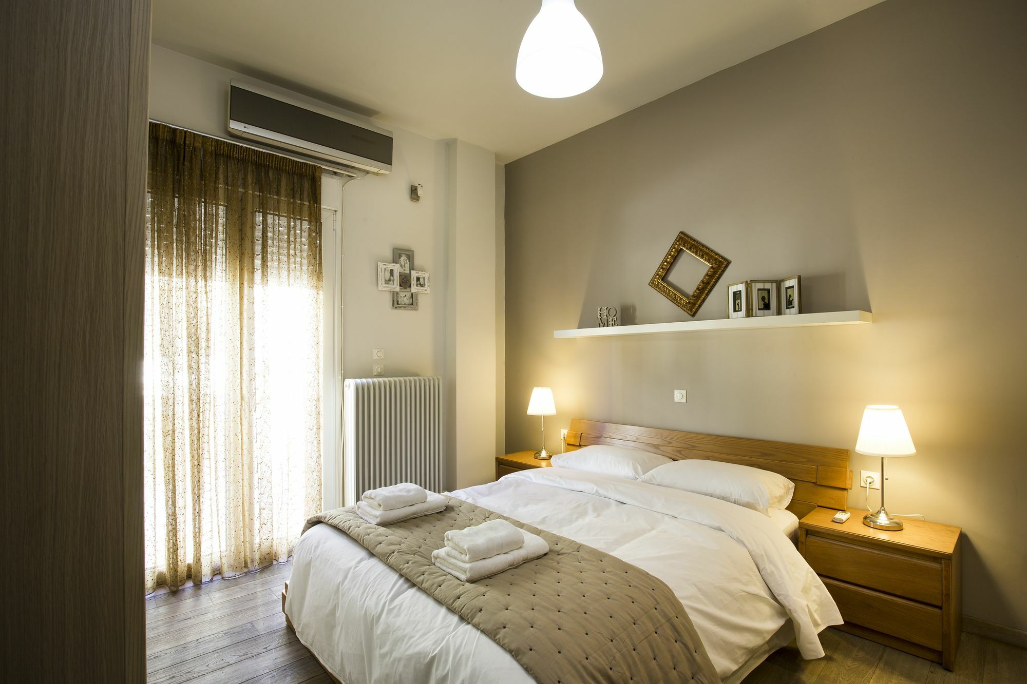 Kerameikos Boutique Athens Luxurious Apartments ภายนอก รูปภาพ
